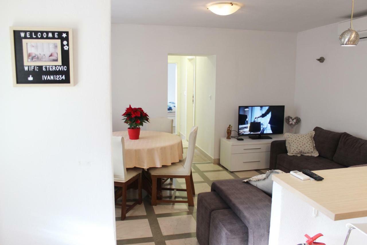 Apartment Pino Pucisca Ngoại thất bức ảnh